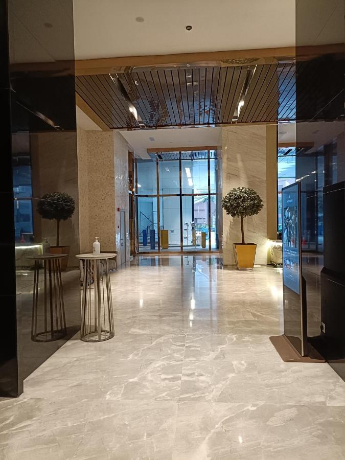 Апартаменты The Platinum Klcc By Cozy White Куала-Лумпур Экстерьер фото